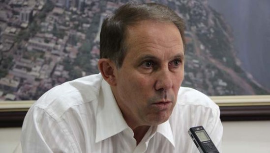 Na época, o ex-presidente da Câmara de Vereadores, Edílio Dall´Agnol, usou o carro do povo de Foz do iguaçu para fins particulares, transportando seu cunhado, hoje juiz aposentado compulsoriamente pela CNJ.