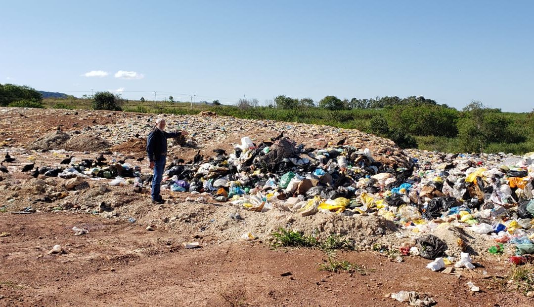 Santo Antonio da Platina PR – Vigilantes da Gestão envia notícia de fato sobre aterro sanitário municipal